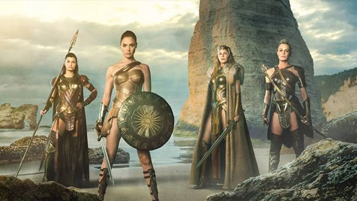 รีวิว Wonder Woman : กอบกู้จักรวาล DC นี่แหละซูเปอร์ฮีโร่หญิงที่รอคอย