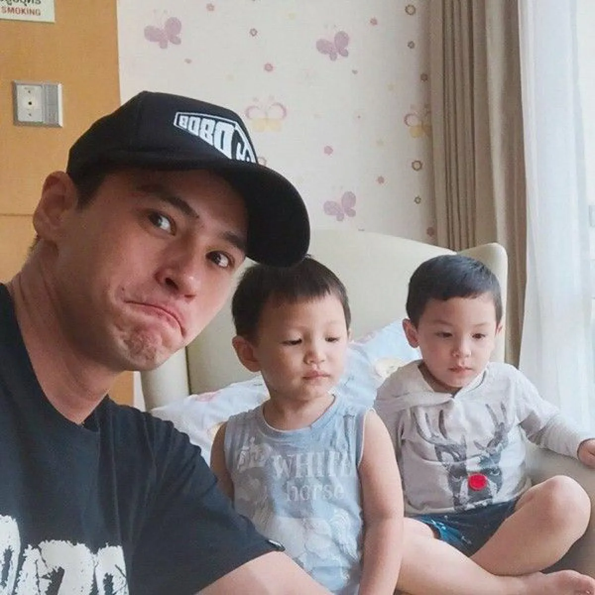 ปีเตอร์ คอร์ป หายห่วง! ลูกชายไม่มีอาการผิดปกติหลังถูกไฟช็อต