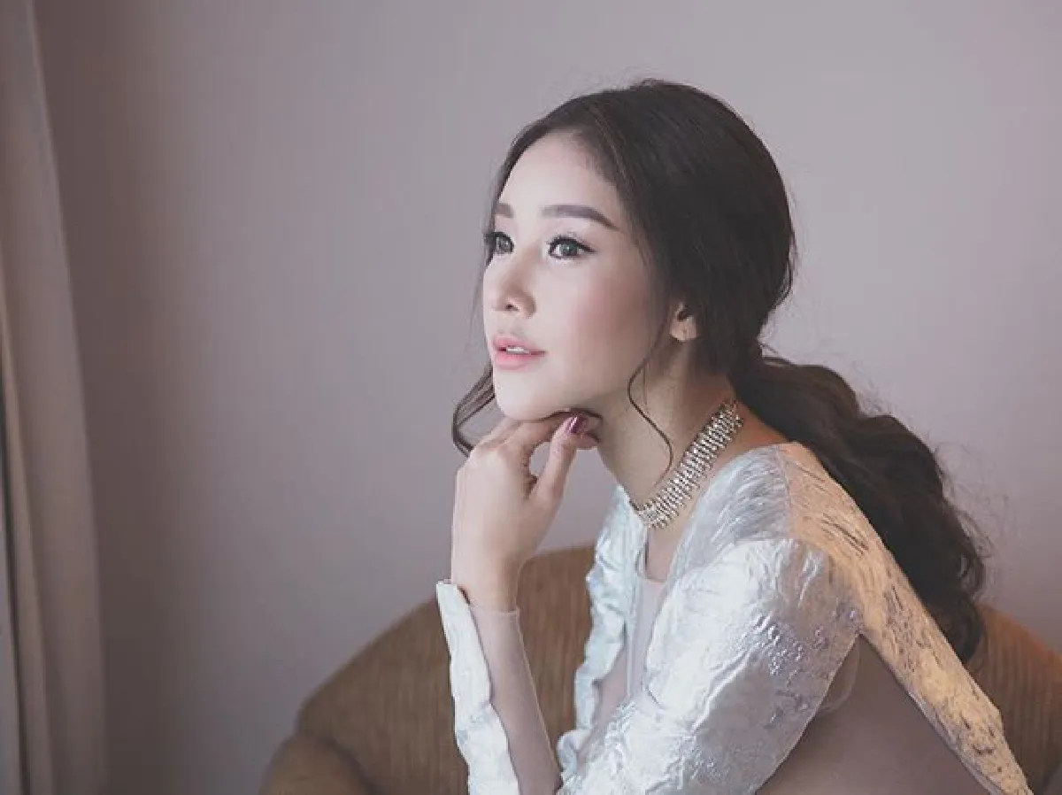 อย่าหาว่าพี่สอน! แตงโม เชือดนิ่มๆ ถูกคอมเม้นท์ว่าผ่านผู้ชายมาหลายคน