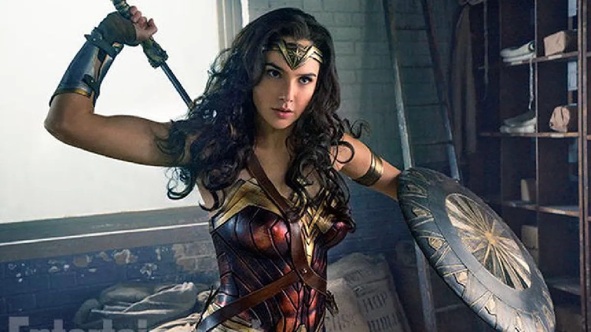 รีวิว Wonder Woman : กอบกู้จักรวาล DC นี่แหละซูเปอร์ฮีโร่หญิงที่รอคอย