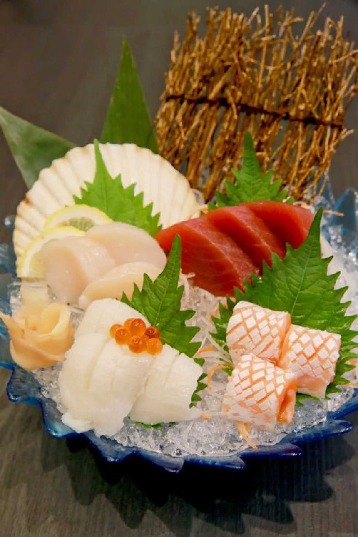 ซูชิ เด็น ตัวจริงเรื่องซูชิ