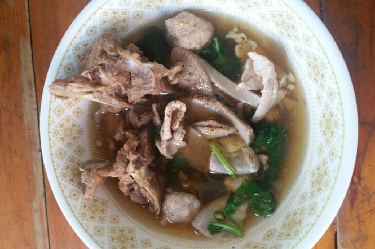 ที่พึ่งยามเช้า เกาเหลาเลือดหมู ที่พึ่งยามเช้า เกาเหลาเลือดหมู
