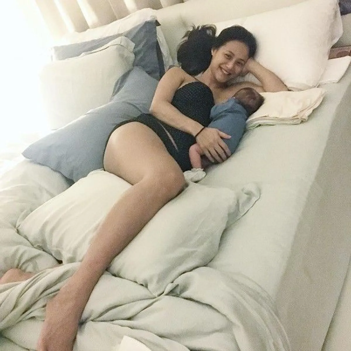 น้ำฝน กุลณัฐ อวดหุ่นเฟิร์มกระชับหลังคลอดเพียง 3 สัปดาห์