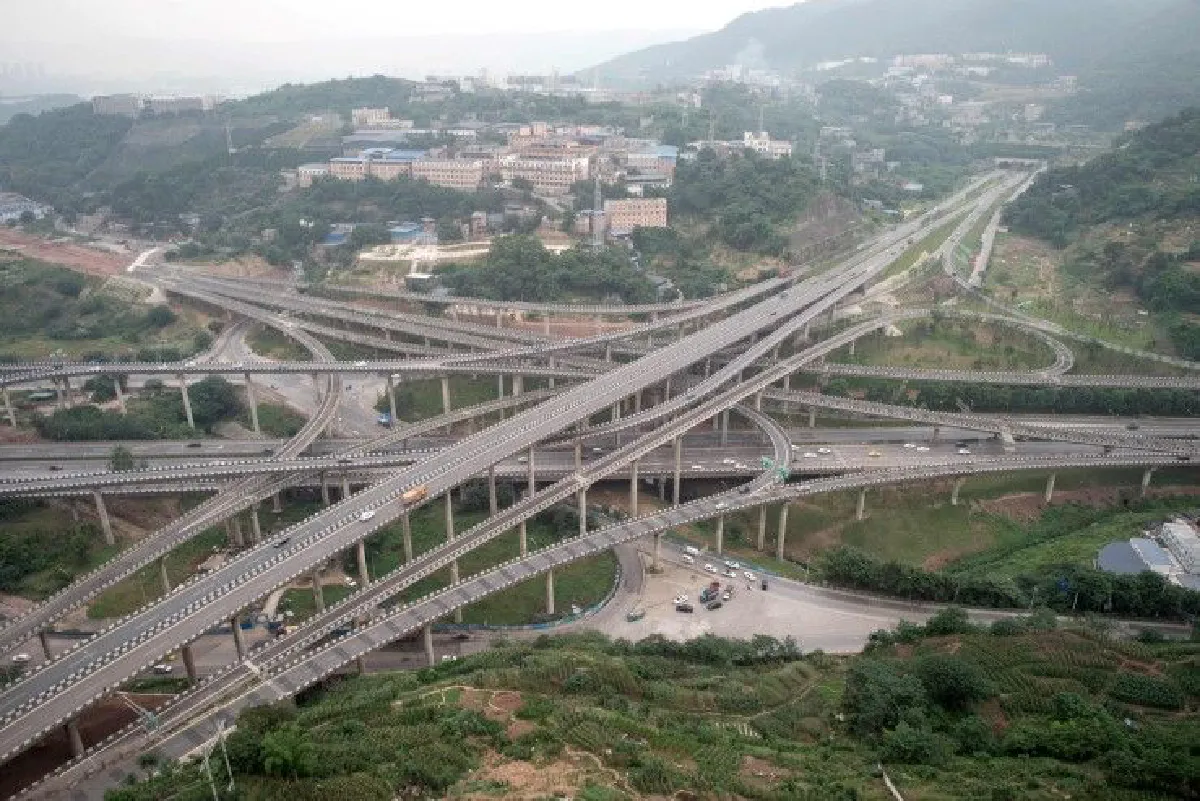 ฮือฮาทางข้ามแยกซ้อนสลับ5ชั้นในฉงชิ่ง