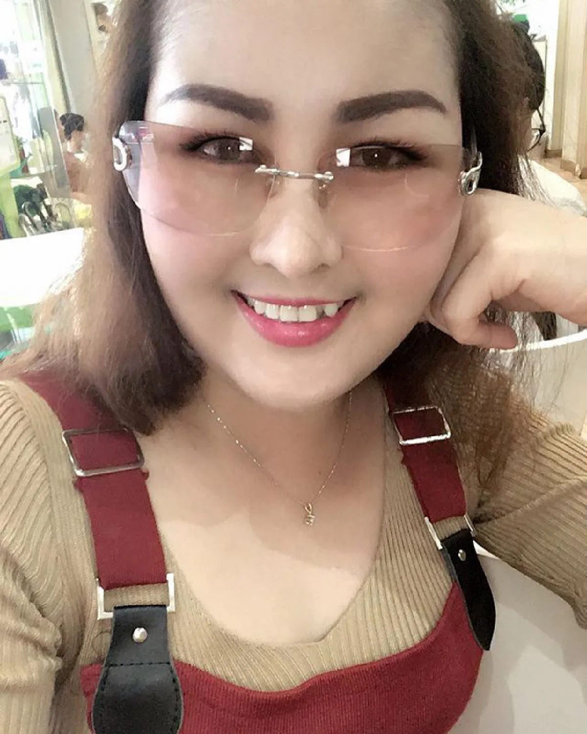 เจ็บก็ต้องทน! หญิงลี เผยหายใจโล่งขึ้นหลังดูดไขมันใบหน้าและลำคอ