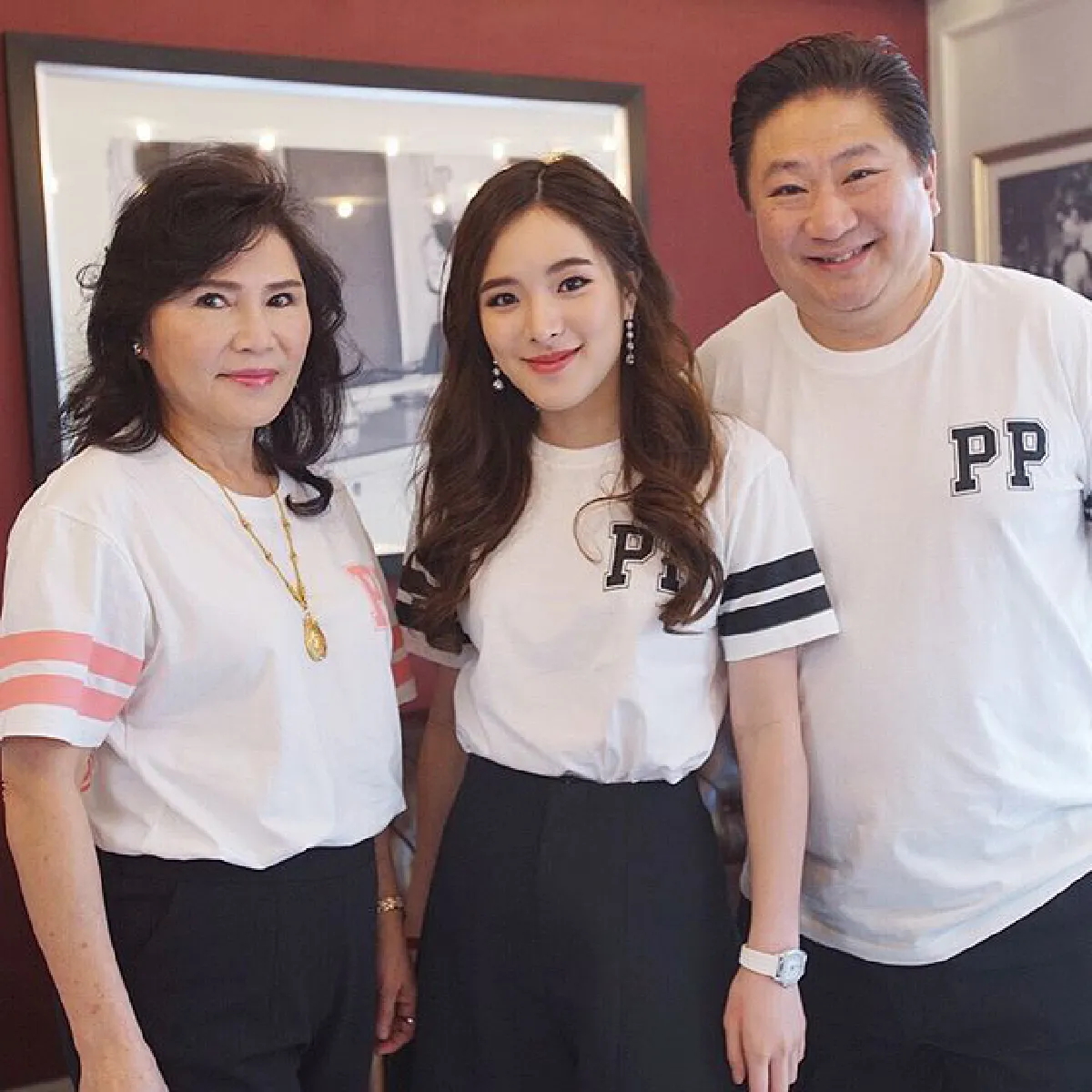 โตเป็นสาวแล้ว! ปันปัน ฉลองวันเกิด 20 ปีกับครอบครัวพร้อมหน้า