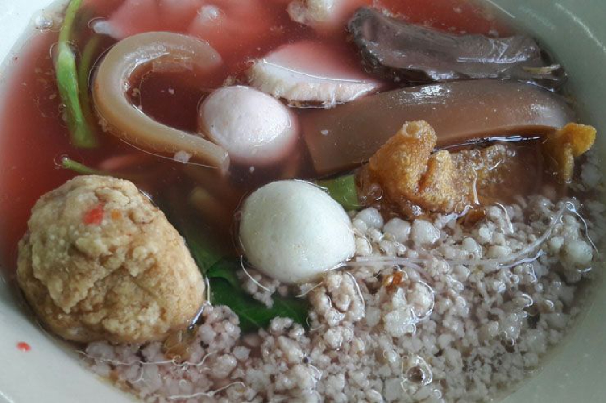 เย็นตาโฟเจ๊ปุ๊ย (เจ้าเก่า) อร่อยจริง! เย็นตาโฟเจ๊ปุ๊ย (เจ้าเก่า) อร่อยจริง!