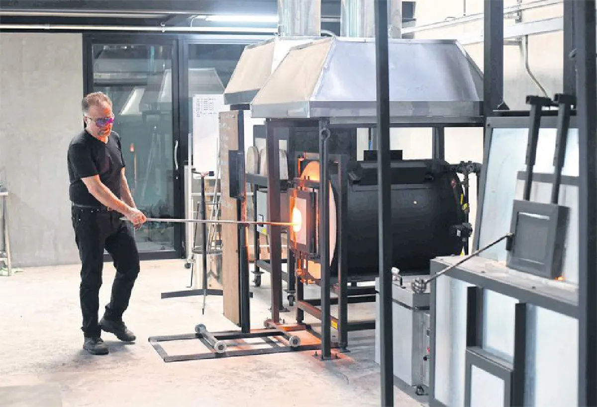 เข้าถึงความงามของ ‘แก้ว’ @BG Glass Studio