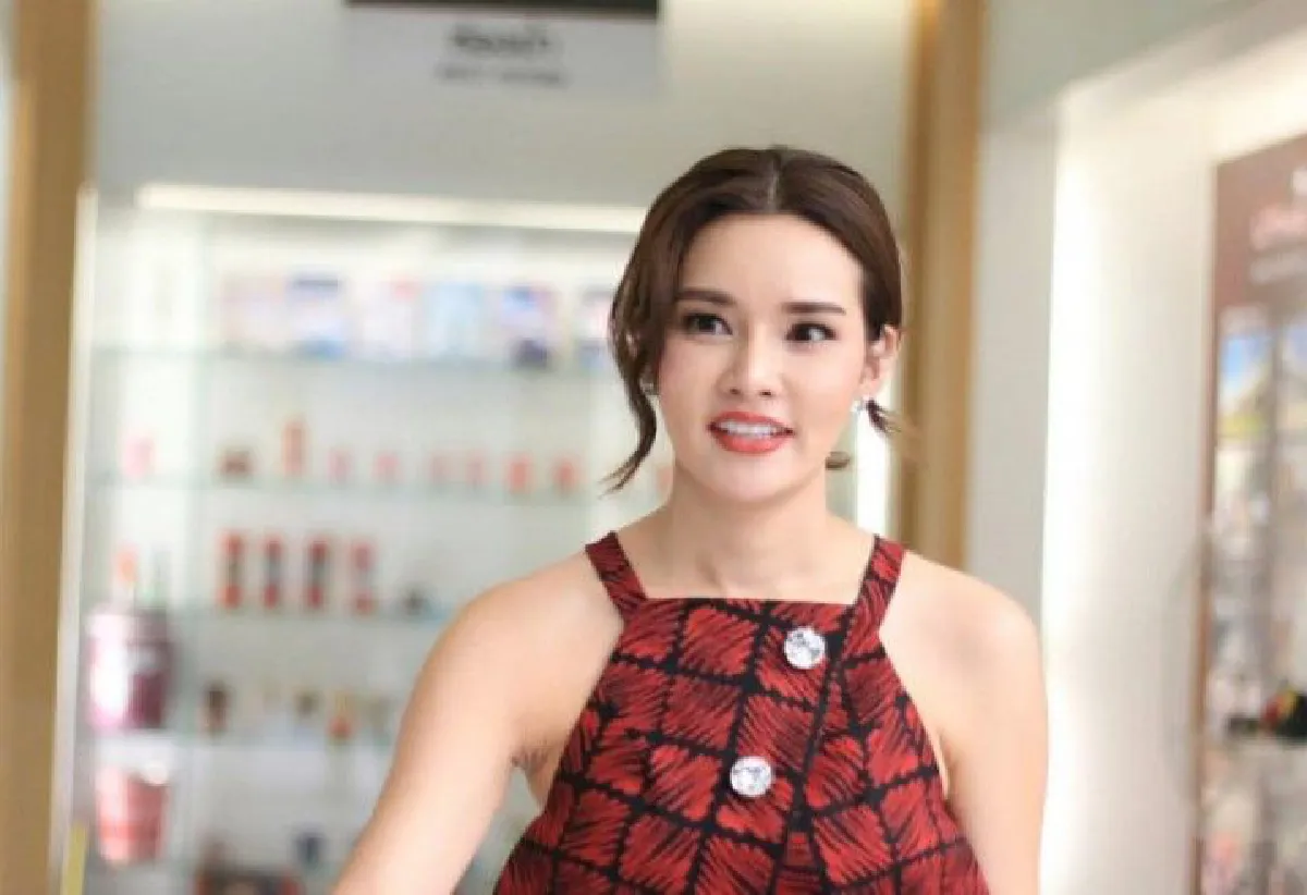 อ๋อม ปัดไม่ใช่พระเอก อ.อดีตคนรัก "หญิง รฐา"