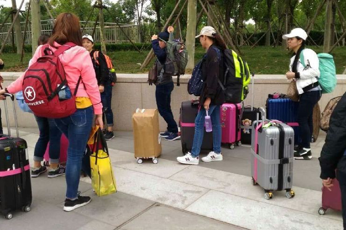 ช่วยหญิงไทยถูกร้านนวดในจีนลอยแพได้แล้ว ช่วยหญิงไทยถูกร้านนวดในจีนลอยแพได้แล้ว