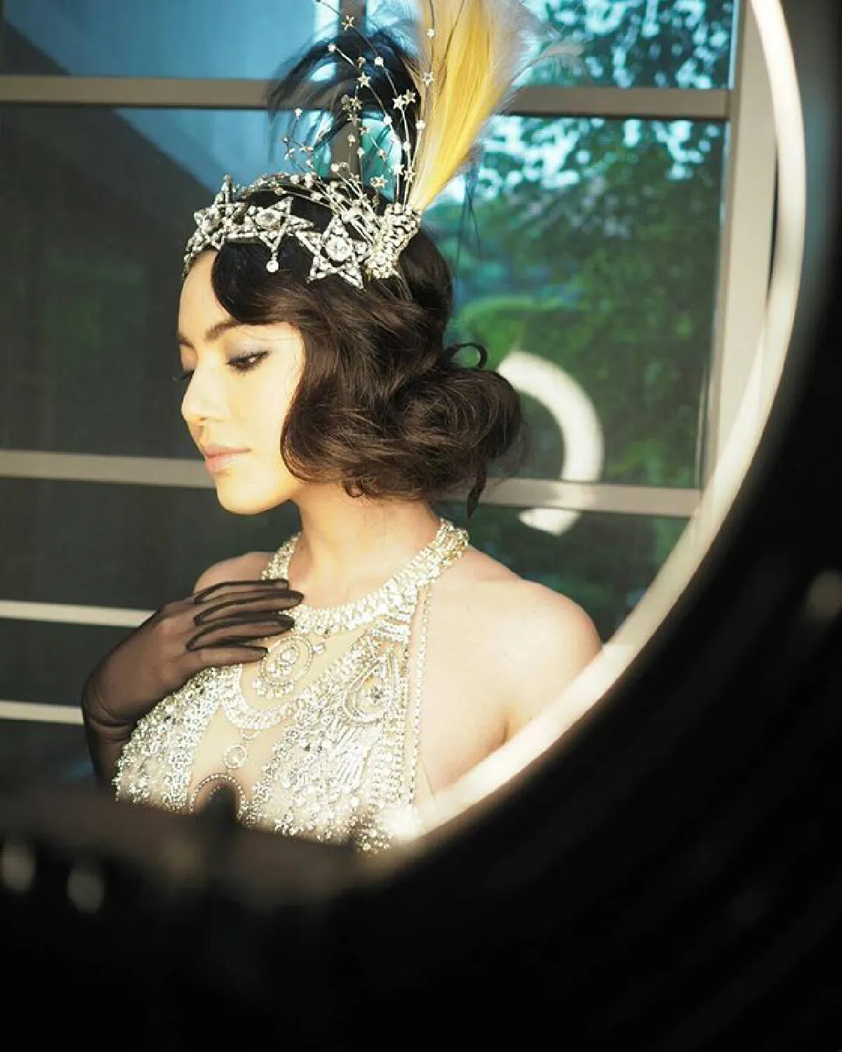 สวยเจิดกว่าใคร! ใหม่ ดาวิกา จัดเต็มในลุค Gatsby ร่วมเดินพรมดำ