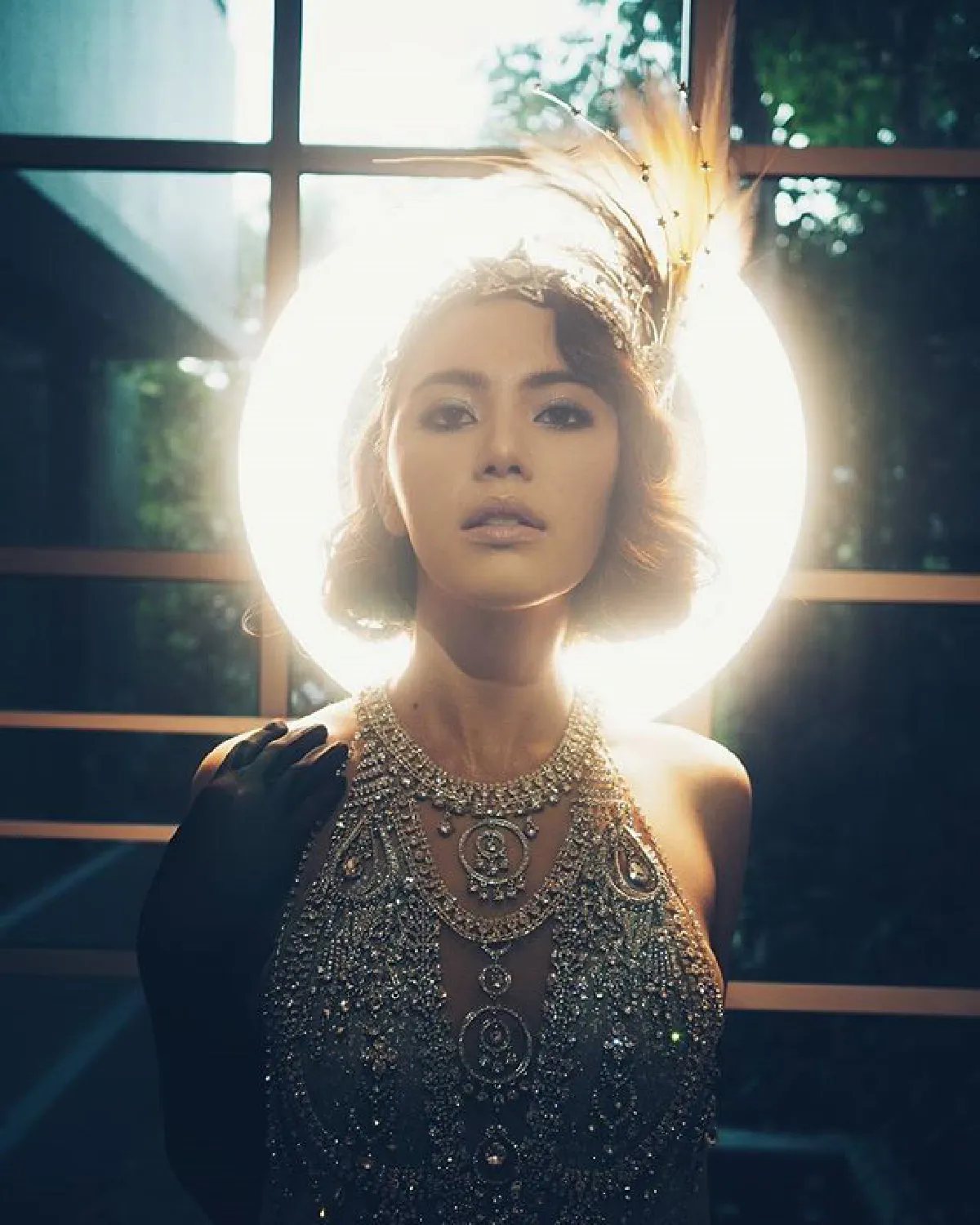 สวยเจิดกว่าใคร! ใหม่ ดาวิกา จัดเต็มในลุค Gatsby ร่วมเดินพรมดำ