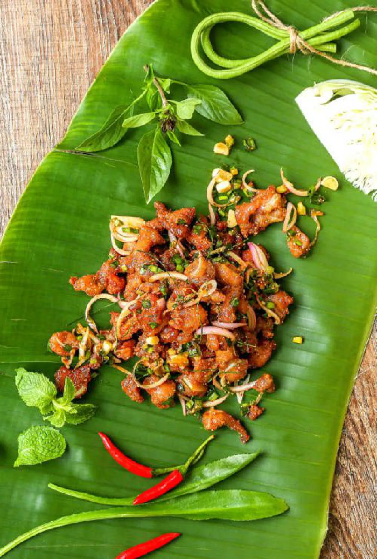 แซ่บๆ แสบทรวง ลาบซี่โครงแก้ว