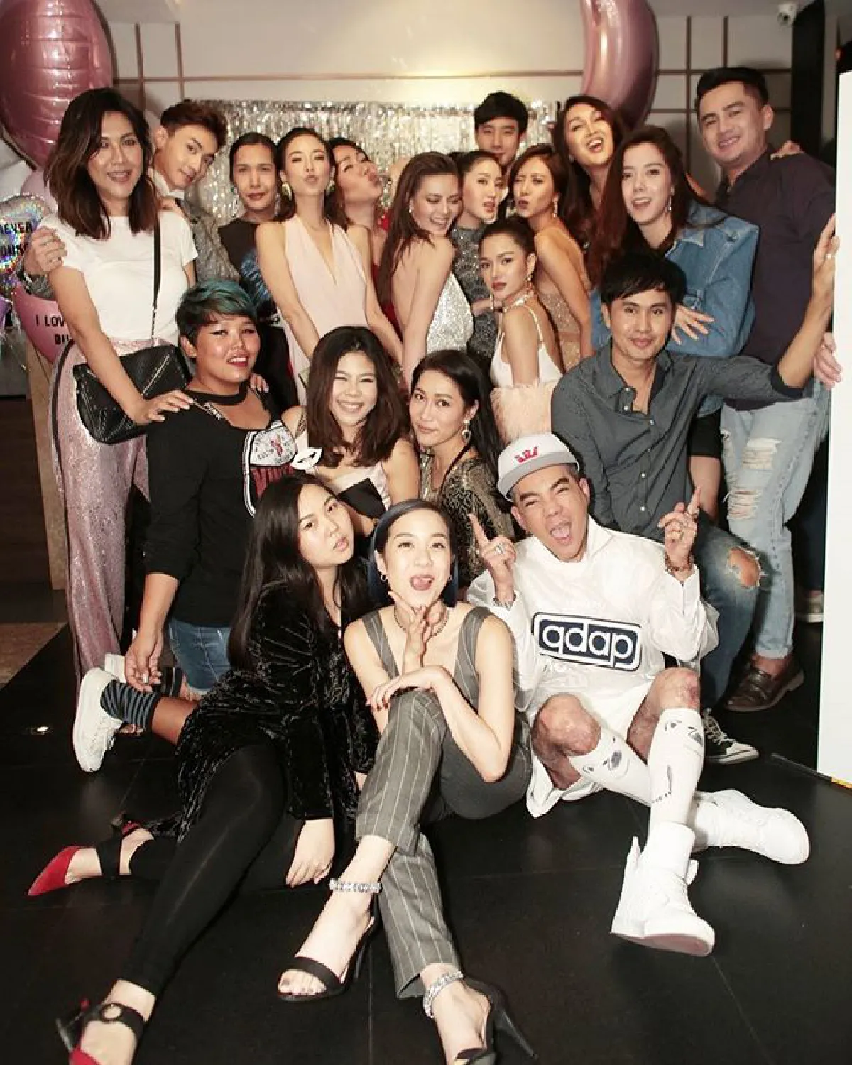 ส่องปาร์ตี้วันเกิด 27 ปี ดิว อริสรา สวยเผ็ดแซ่บขนพริกมาทั้งสวน