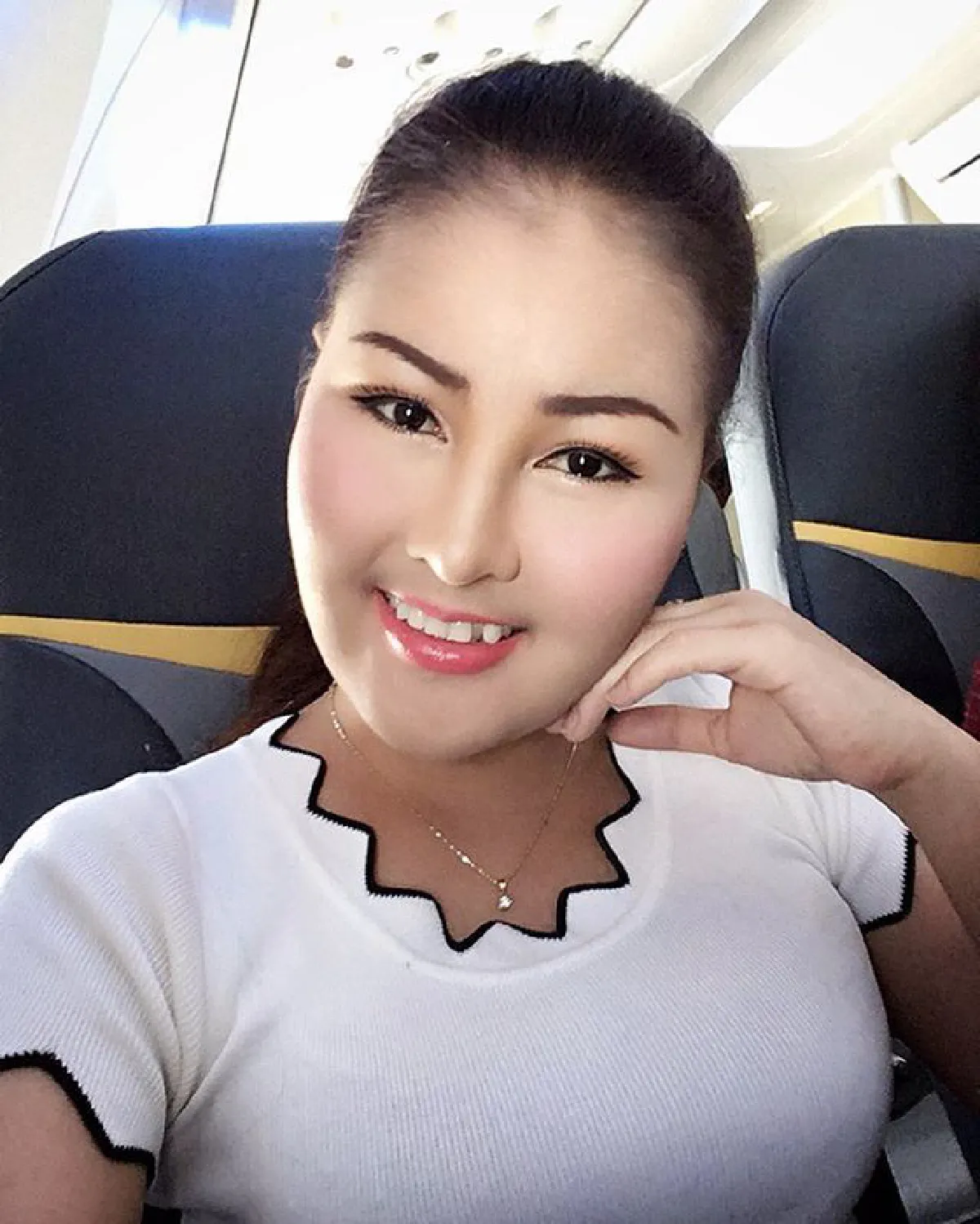 "เหมือนตายแล้วเกิดใหม่" หญิงลี เผยใบหน้าสดใสอาการป่วยดีขึ้นเยอะ