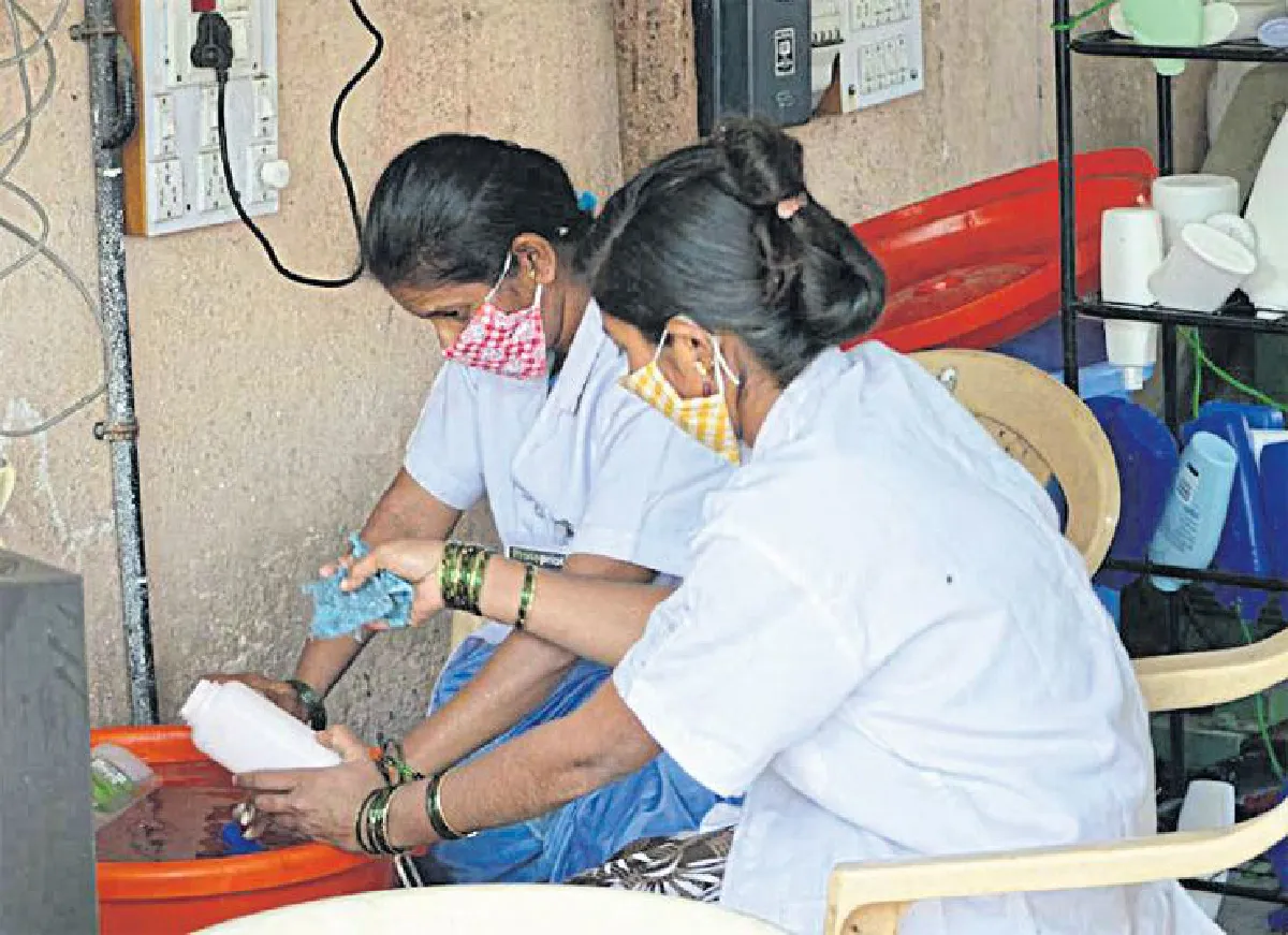 จากพลาสติกสู่หมึกพิมพ์ 3 มิติ แก้ขยะล้น-ความยากจนเรื้อรัง