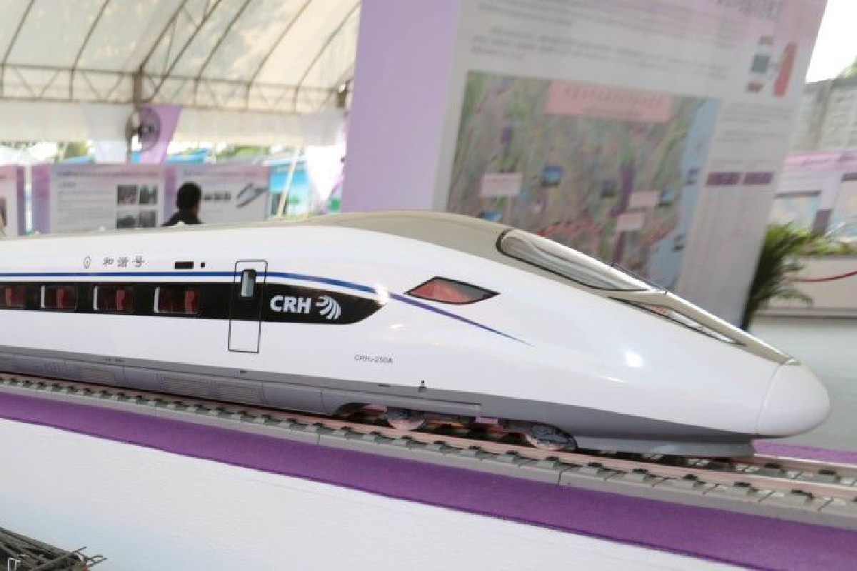 รถไฟไทย-จีน คุ้มค่าจริงหรือ? รถไฟไทย-จีน คุ้มค่าจริงหรือ?