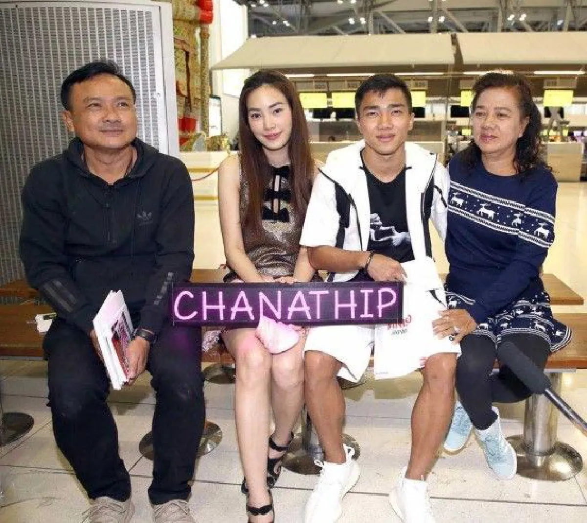 "เมสซีเจ" บินลัดฟ้าร่วมทีมในเจลีก แฟนสาวเล็งตามไปให้กำลังใจ