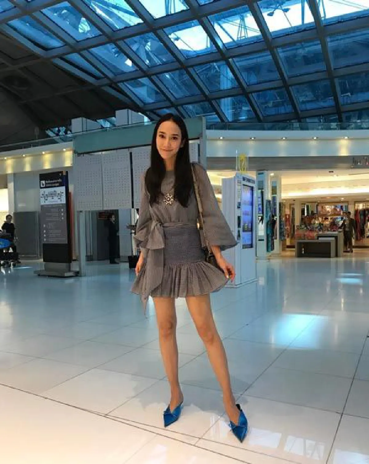 ชมคลิป อั้ม พัชราภา โชว์สเต็ปพริ้วหลอกล่อขออุ้ม น้องเป่าเปา