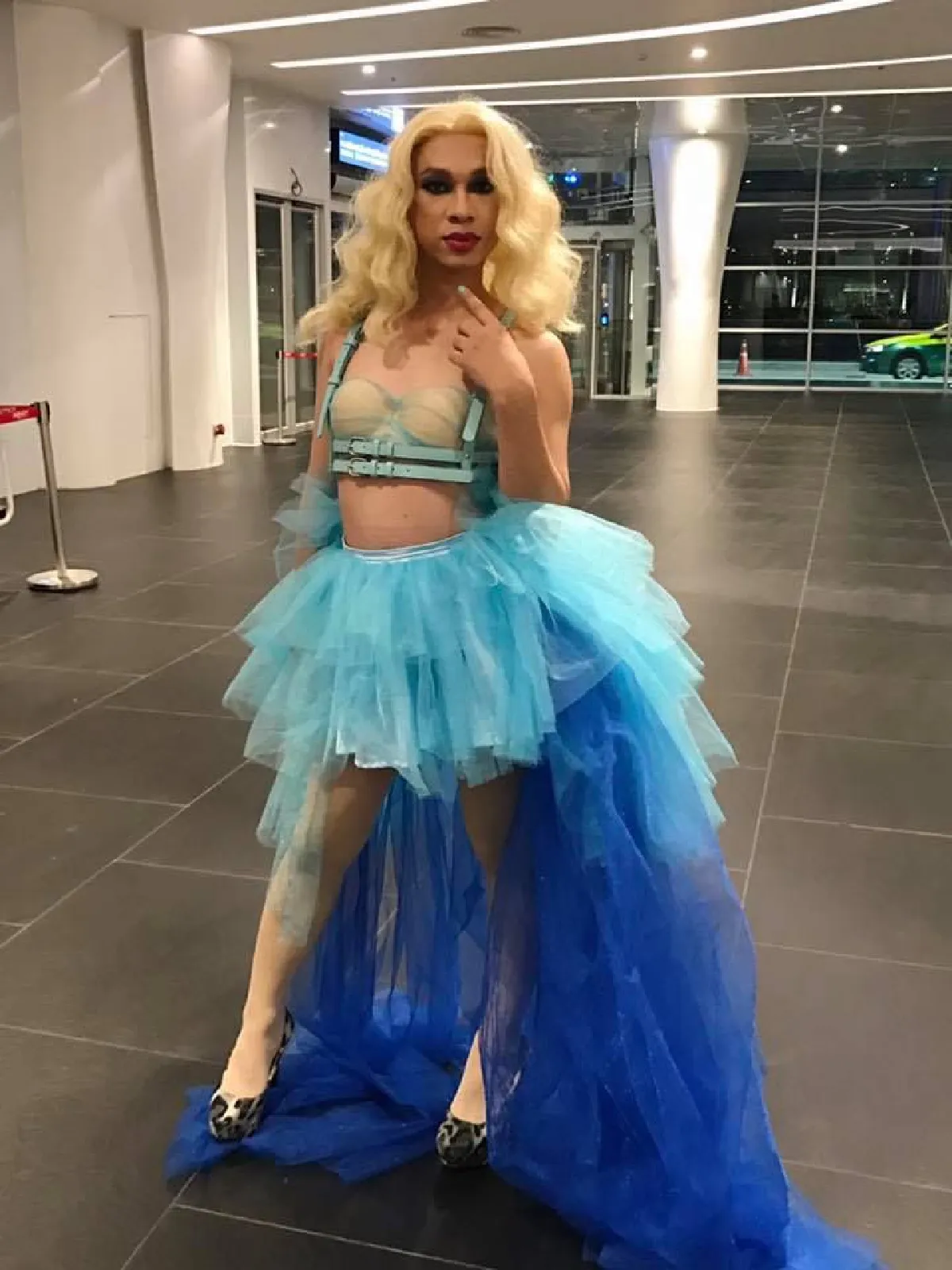 ส่องแฟชั่นเริ่ดๆ ดารา-แฟนคลับ แต่งเต็มดูคอนเสิร์ตบริทนีย์