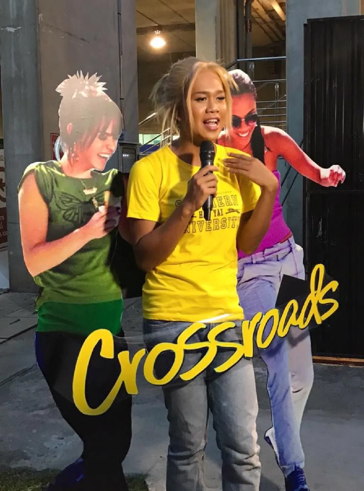 ส่องแฟชั่นเริ่ดๆ ดารา-แฟนคลับ แต่งเต็มดูคอนเสิร์ตบริทนีย์