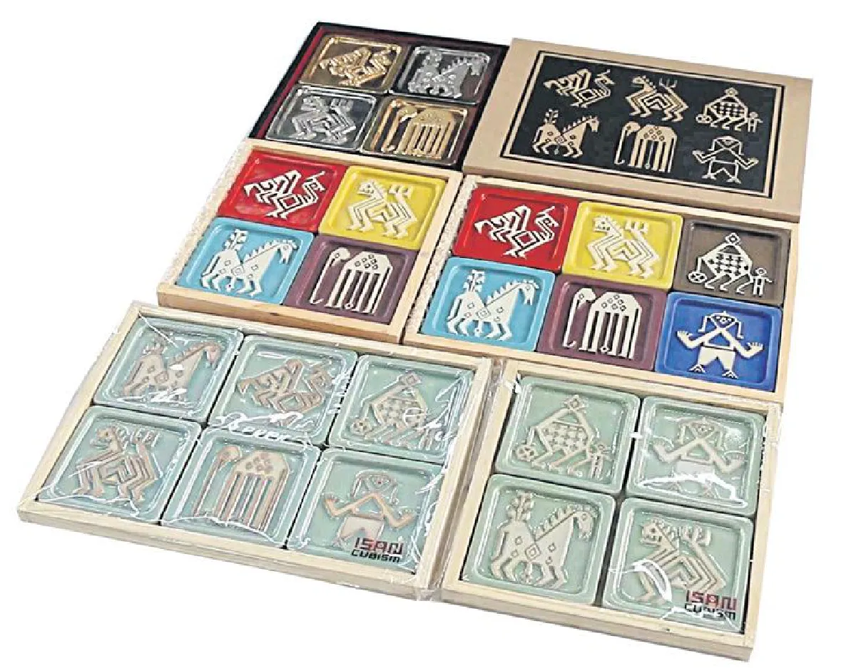 จานรองแก้วลายมงคลอีสาน ไอเดียเก๋ผลงานเด่นม.ขอนแก่น