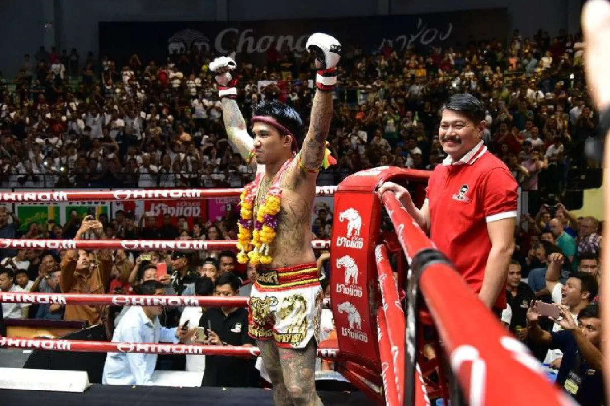 ศึกมวยนักเลง เรียกเรตติ้ง สังคม...เสียหรือได้?