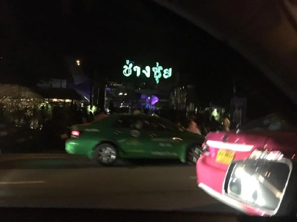"ช่างชุ่ย" น้อมรับผิดหลังทำรถติดหนัก-สัญญาเร่งเเก้ไข