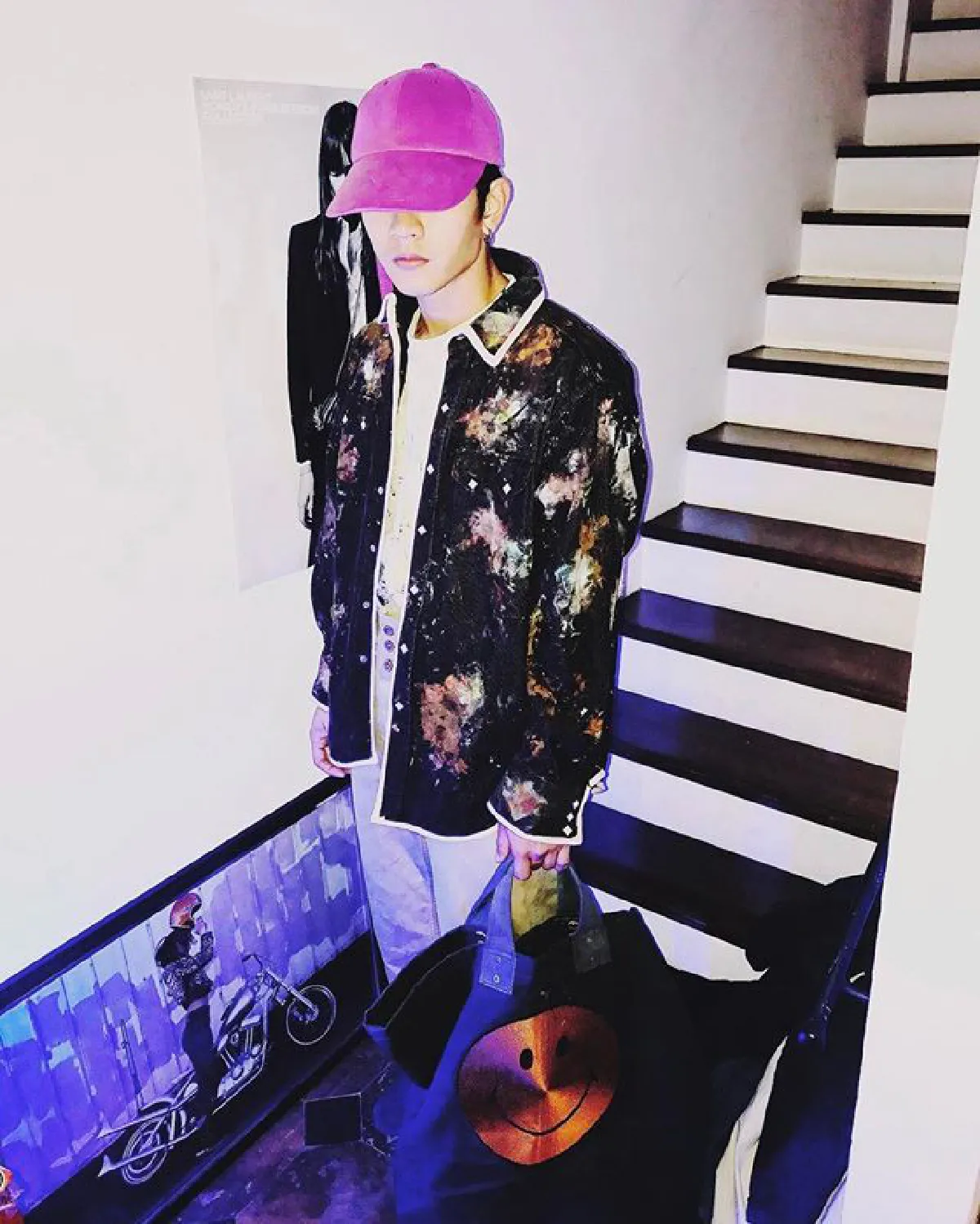 ส่องแฟชั่นสุดแนวของ โทนี่ รากแก่น เสื้อขาดยังเท่โดนใจสาวๆ
