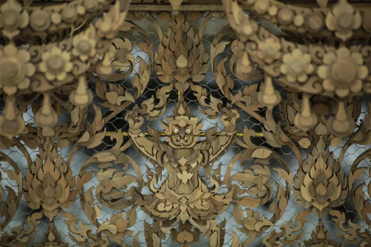 พระหีบ-พระโกศจันทน์ กลั่นจากใจช่างศิลปกรรมไทย