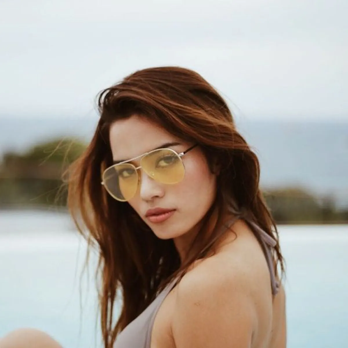 ติช่า กันติชา เสิร์ฟความเซ็กซี่! อวดบั้นท้ายแซ่บแย่งซีนเพื่อนๆ