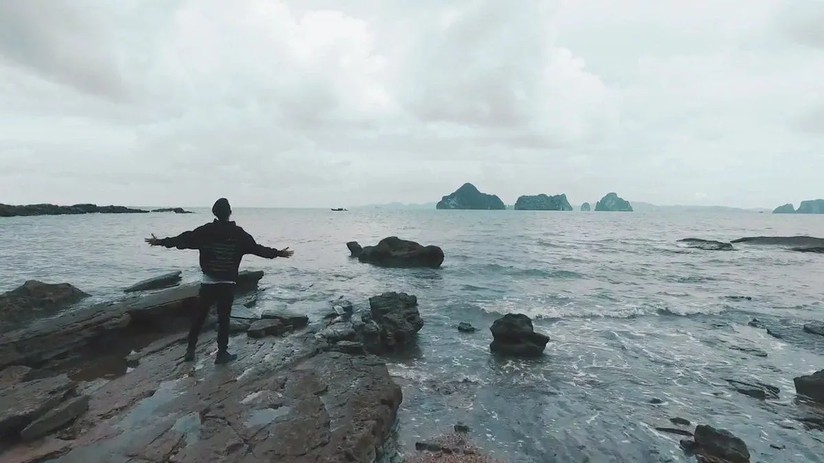 คืนเดียวทะลุล้านวิว! MV คนละชั้น เพลงแรกในชีวิตของ น้องเจ้านาย