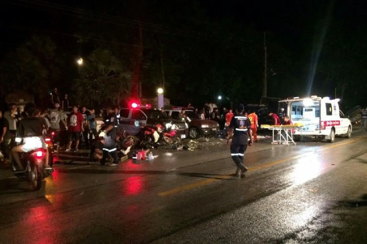 18ล้อเบรกแตกชนคาราวานจักรยานยนต์ดับ3เจ็บกว่า10