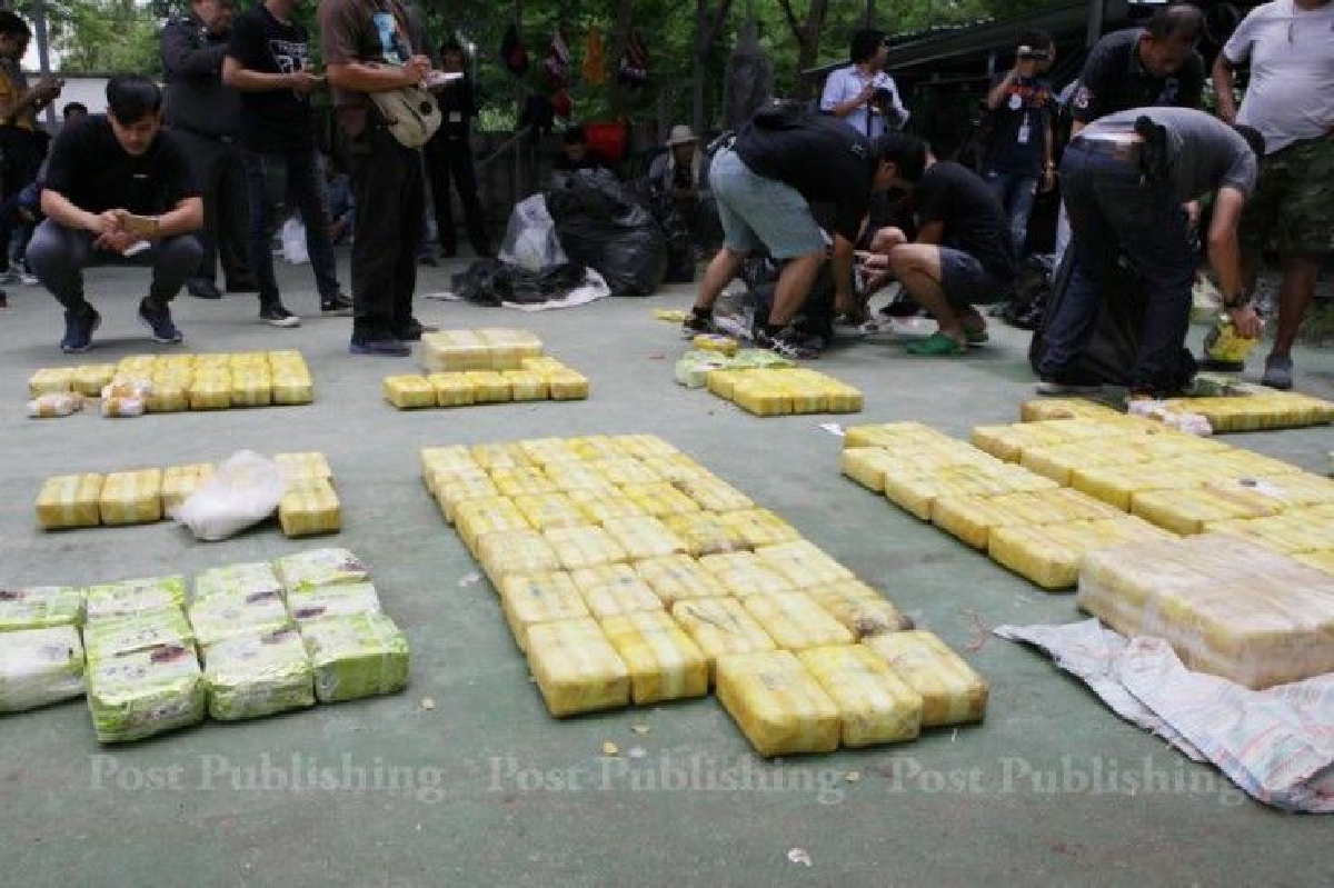 คสช.เดินหน้ากวาดล้างยาเสพติด ตรวจเข้มพื้นที่ต้องสงสัยแหล่งพักของ คสช.เดินหน้ากวาดล้างยาเสพติด ตรวจเข้มพื้นที่ต้องสงสัยแหล่งพักของ