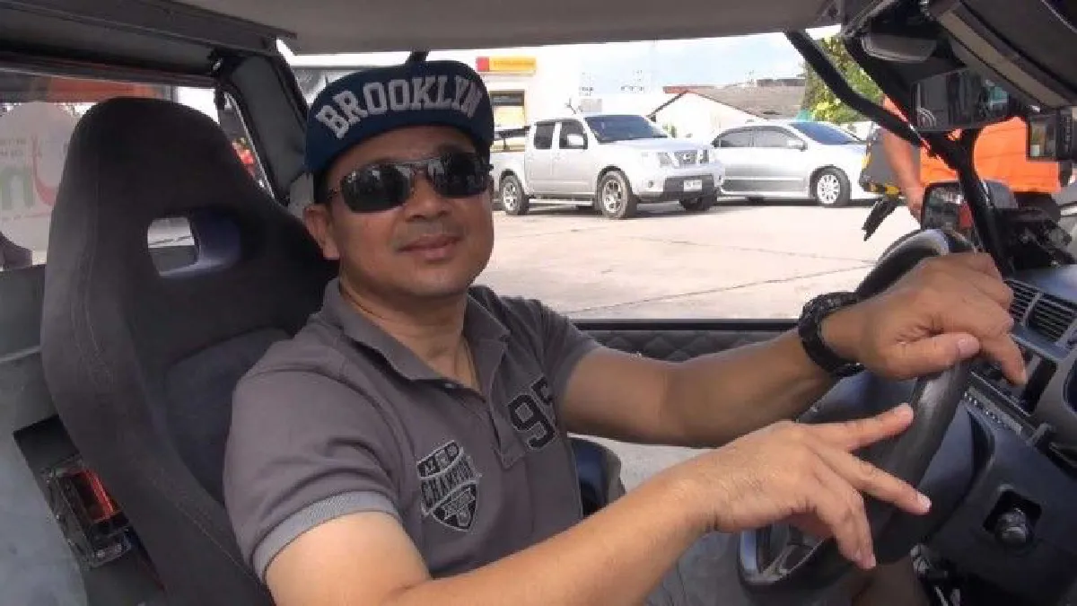 เจ้าของร้านแอร์หาดใหญ่เจ๋ง! นำเศษเหล็กมาสร้างรถยนต์