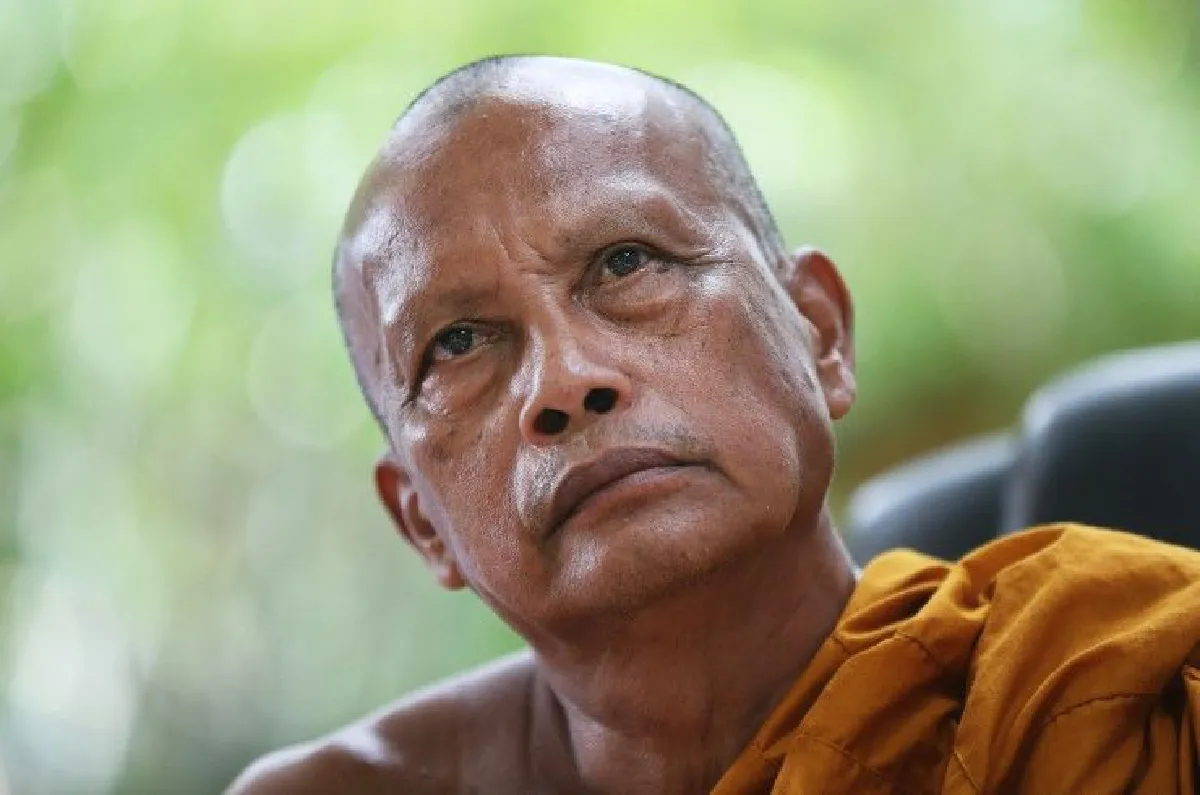 ยกเลิกม.44-เจรจาธัมมชโย ทางออกศึกธรรมกาย?