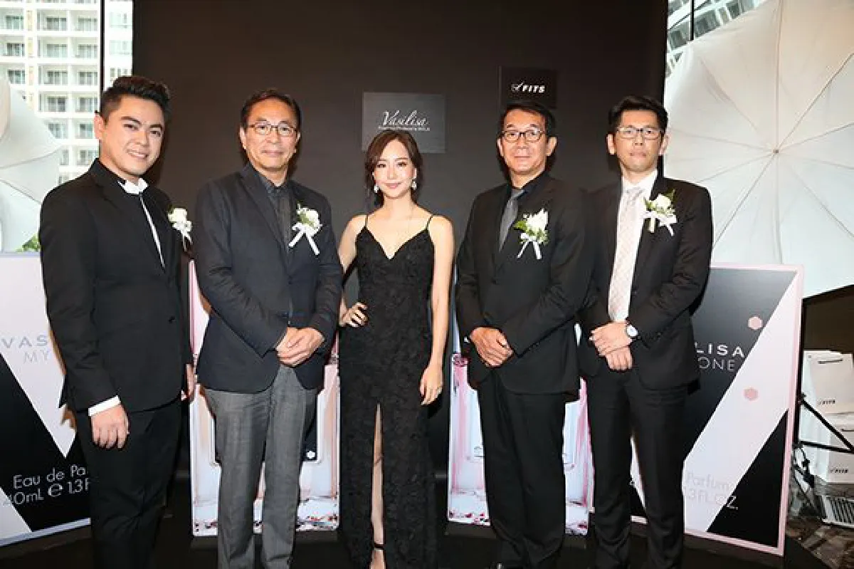เหล่าคนดังร่วมเติมเต็มเสน่ห์ความหอมล้ำค่ากับ Vasilisa Fragrance (วาซิลิซ่า ฟราแกรนซ์)
