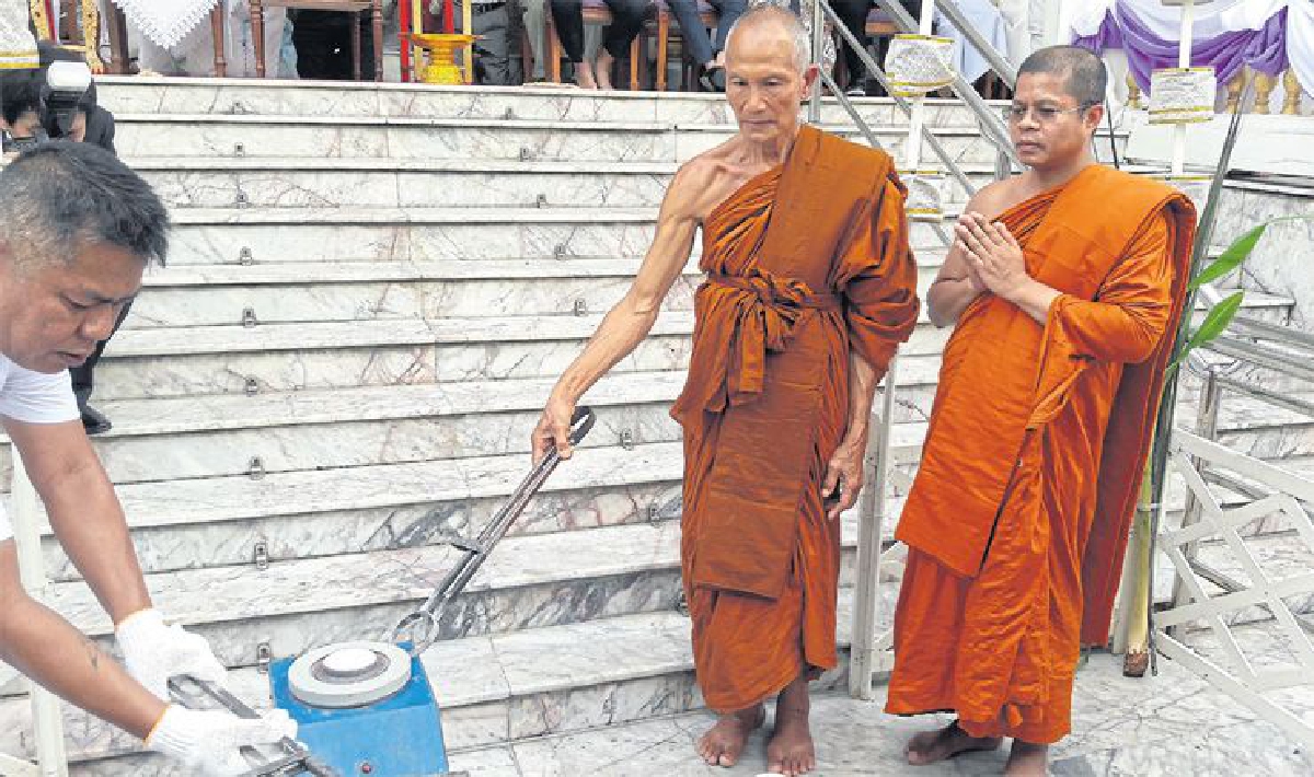 วัดสัมพันธวงศ์ สร้างพระกริ่ง 100 ปีสมเด็จมานิต วัดสัมพันธวงศ์ สร้างพระกริ่ง 100 ปีสมเด็จมานิต