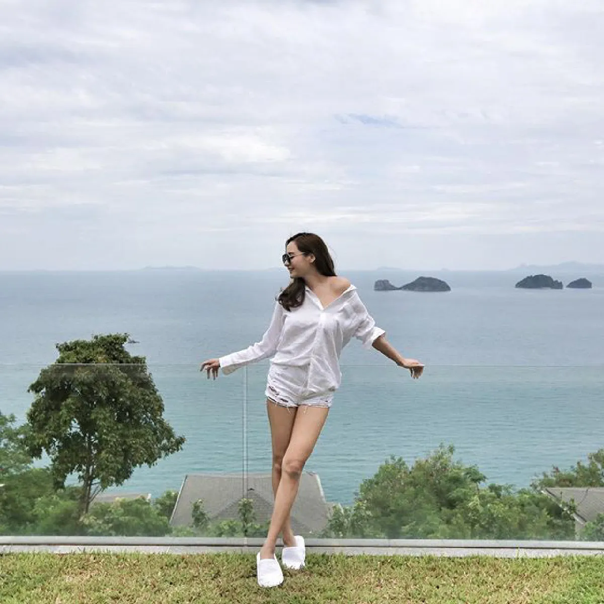 10 ภาพคุณแม่สุดแซ่บ กระแต ศุภักษร อวดหุ่นสุดเฟิร์มในทริปสมุย