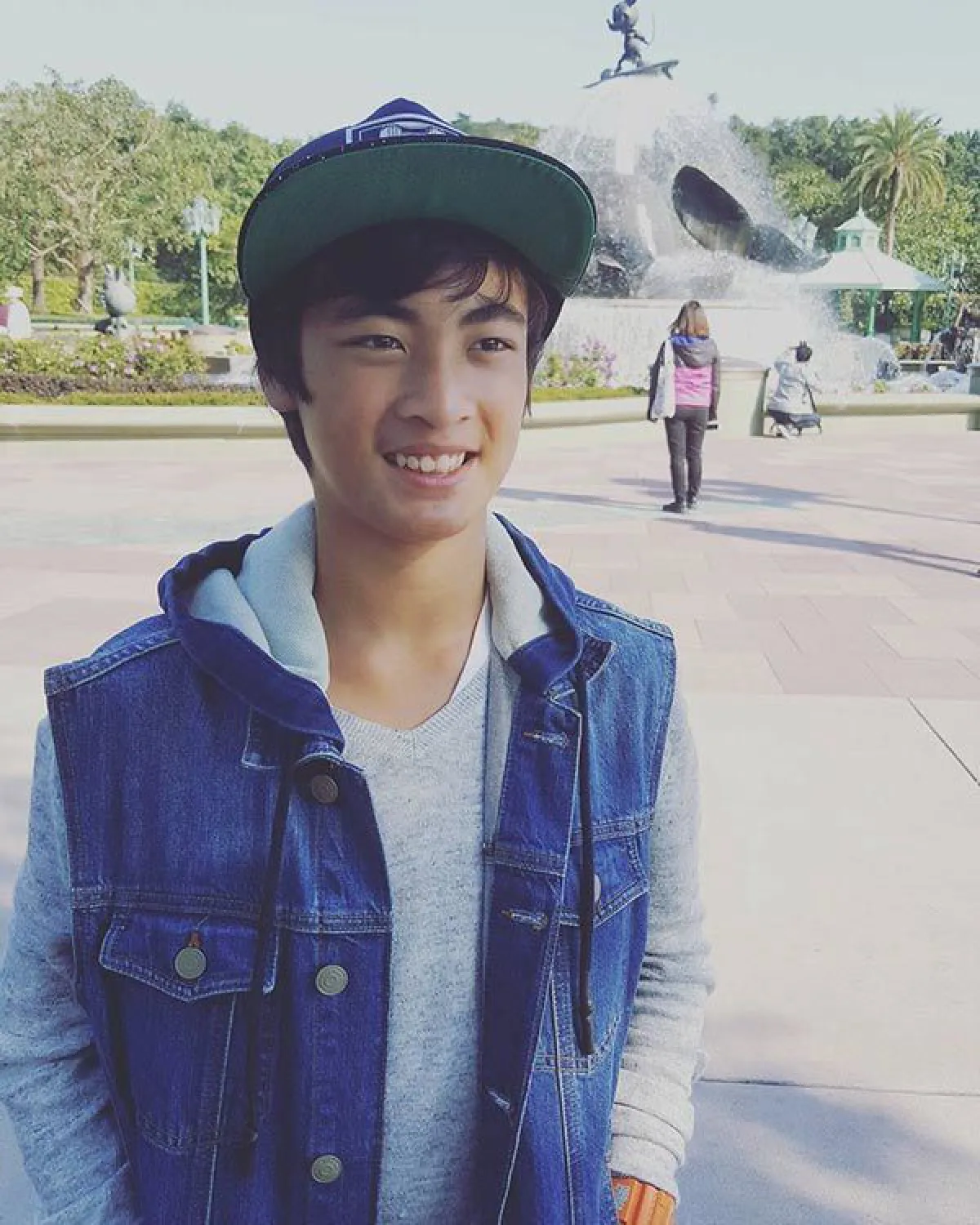 ส่องภาพ น้องเคนโด้ ลูกชาย จ๊อบ นิธิ หล่อถอดแบบคุณพ่อมาเป๊ะๆ