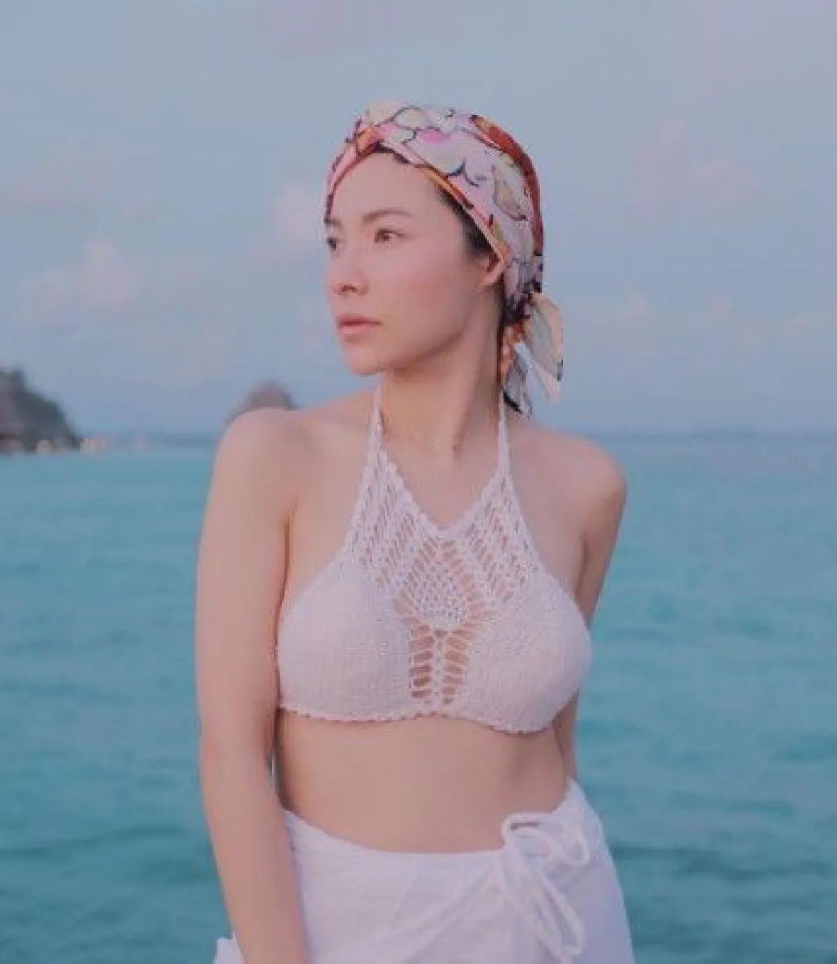 "ดีเจต้นหอม" เจอหนุ่มซันสั่งห้ามโป๊ หลังบินโชว์ผิวสวยท้าแดดที่มัลดีฟส์