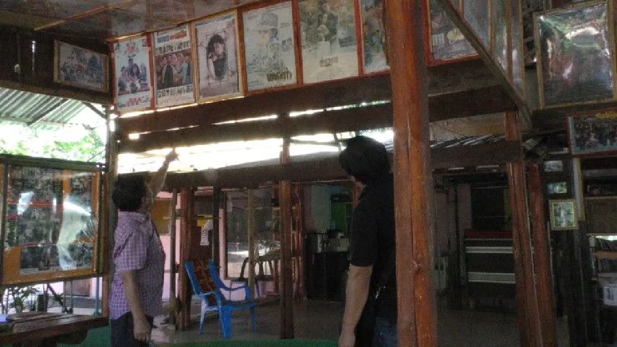 ครูเกษียณชัยนาททุ่มเงินสะสมโปสเตอร์หนังไทยเปิดเป็นศูนย์เรียนรู้