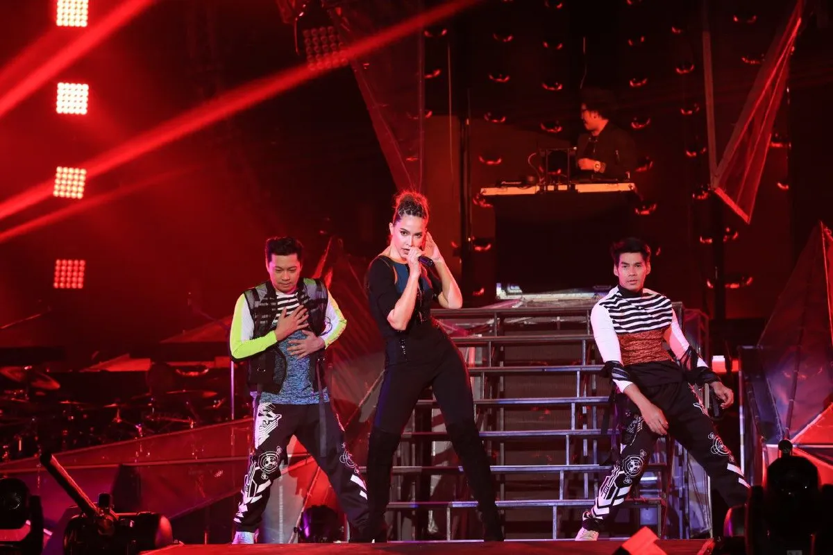 เจ เจตริน เต้นยับจัดเต็มสมศักดิ์ศรี King of Dance