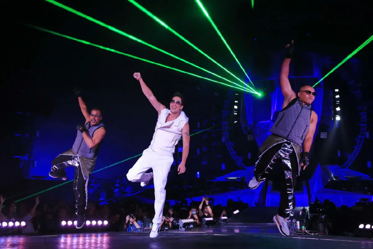 เจ เจตริน เต้นยับจัดเต็มสมศักดิ์ศรี King of Dance