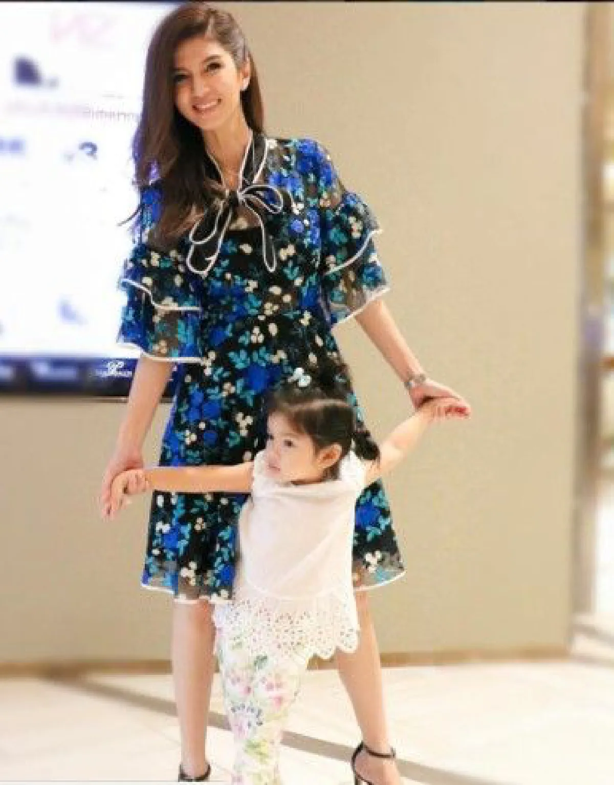 โบว์ เผย "ศุภชัย เจียรวนนท์" ออกค่าเทอมให้ "น้องมะลิ" จนจบ ป.โท