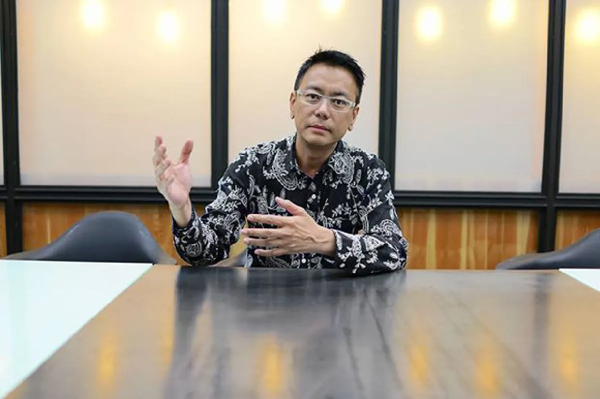 คุณสหรัฐ สวัสดิ์อธิคม แห่ง CJ WORX รับตำแหน่งนายกสมาคมผู้กำกับศิลป์บางกอก –B.A.D 2017