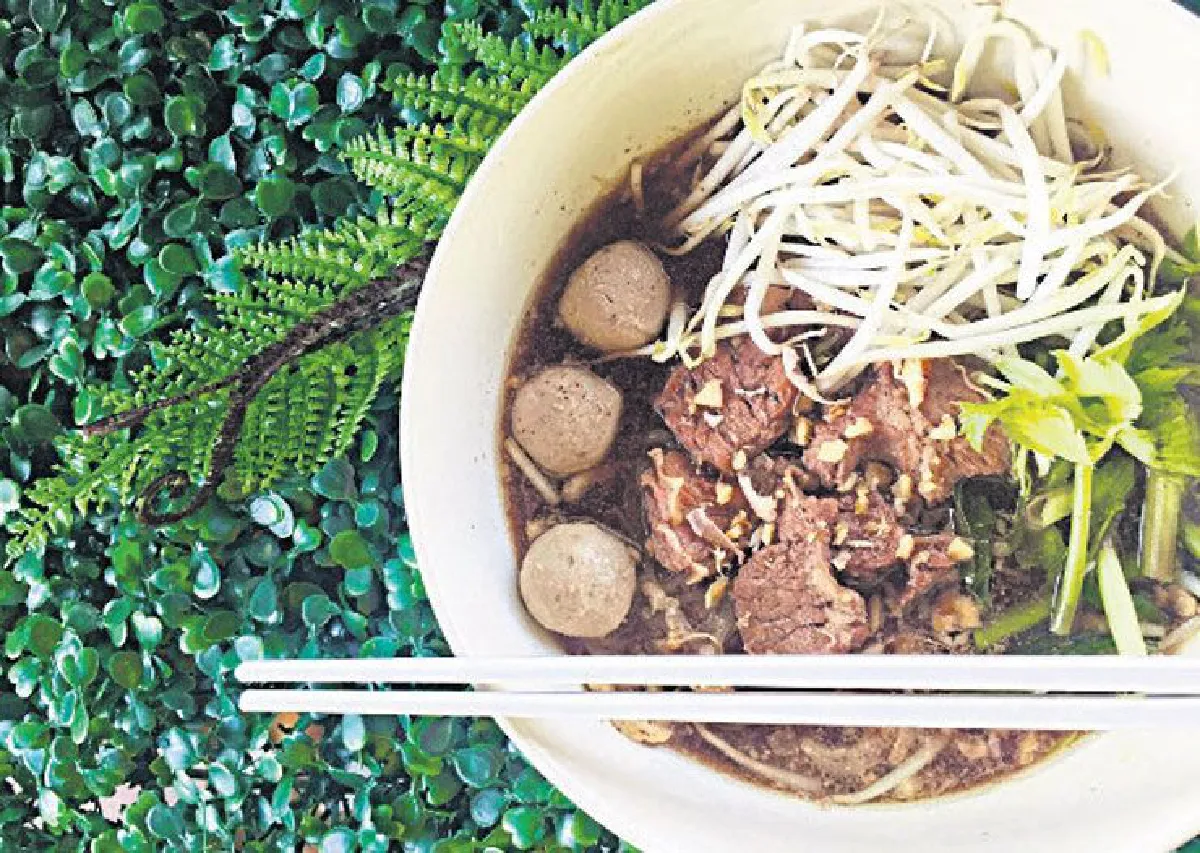 ร้านริมสวน อร่อยเรียบง่ายท้ายซอย