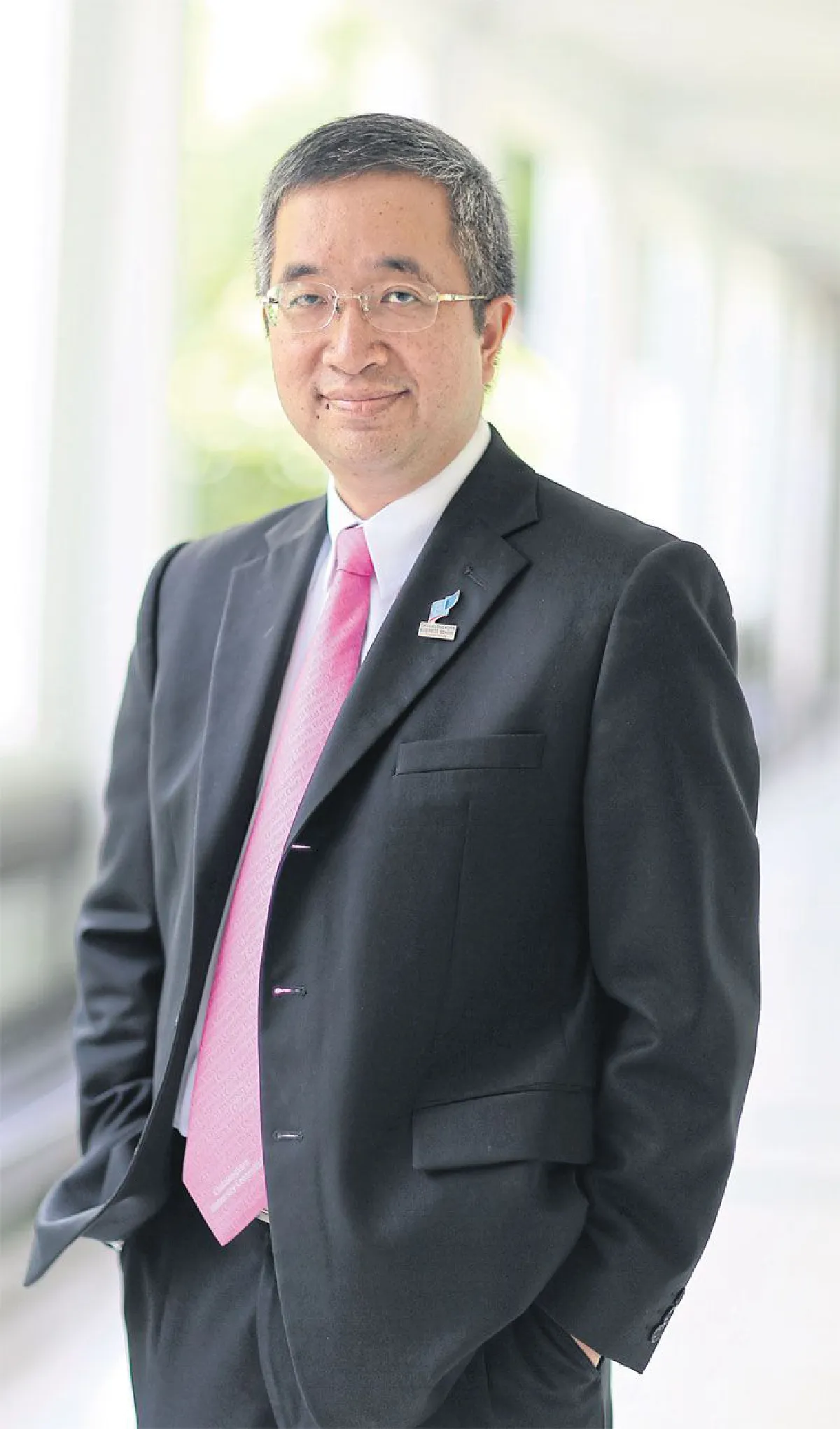 สายเลือดนักวิชาการ นักวางยุทธศาสตร์ ‘พสุ เดชะรินทร์’ ก้าวไกลในเวทีโลก