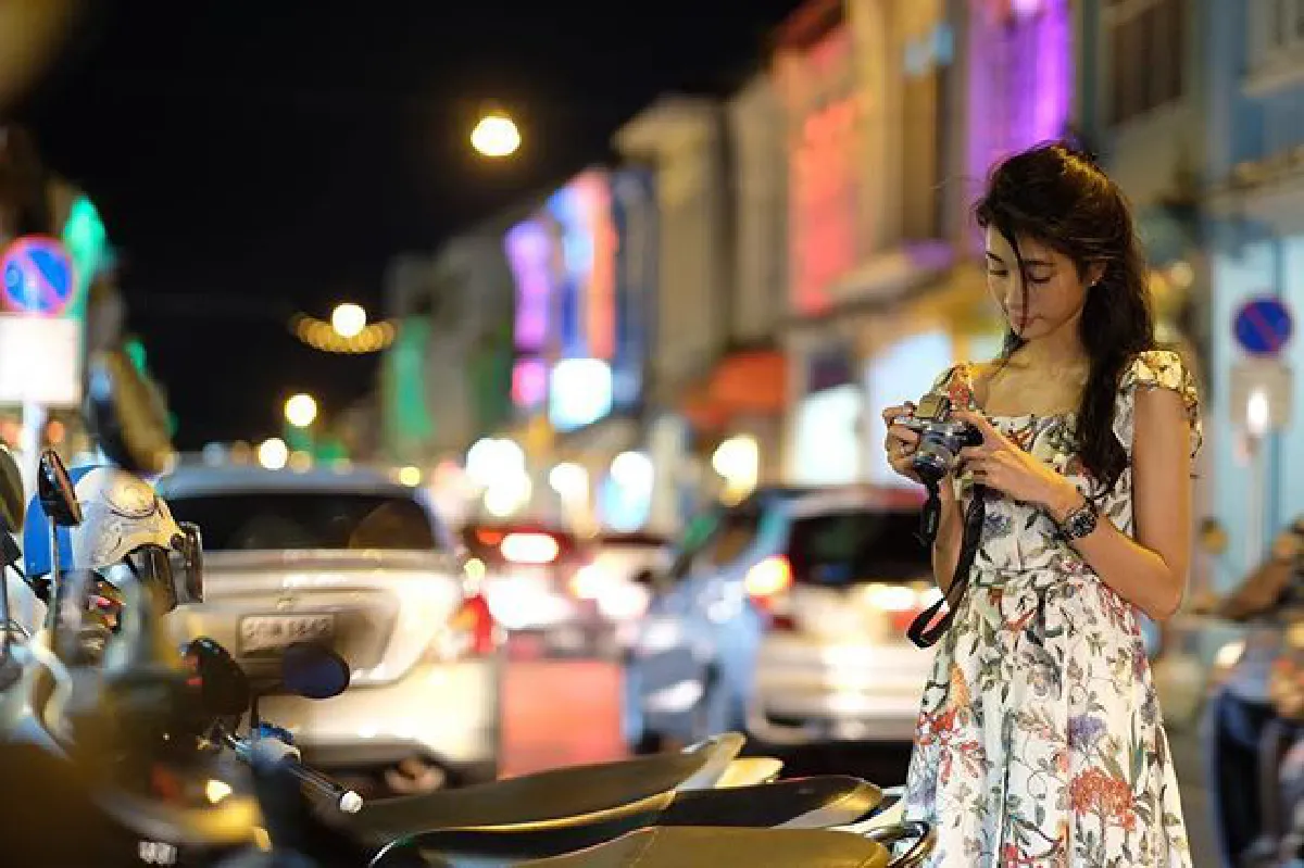 ลุ้นรักครั้งใหม่? ไอซ์ อธิชนัน เที่ยวภูเก็ต มีไฮโซหนุ่มเป็นตากล้องส่วนตัว