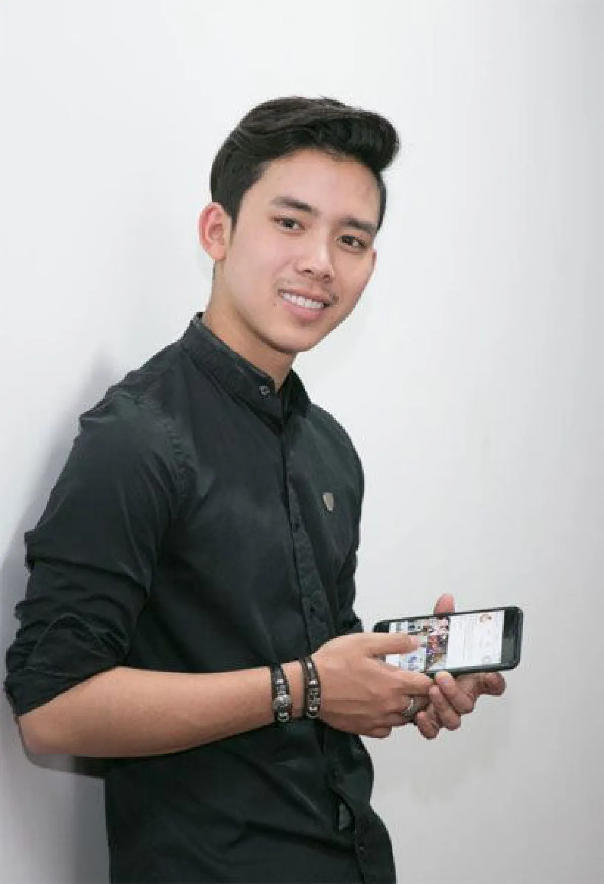 เบิ้ล ปทุมราช ตามฝันบนโลกออนไลน์